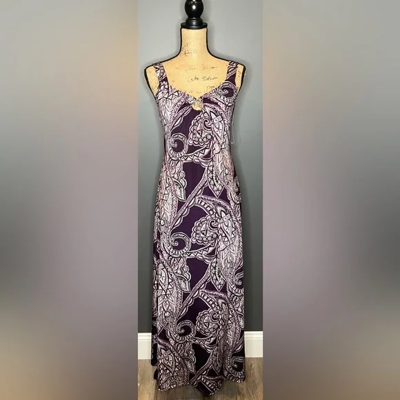 laxmi accordion pleat maxi dress black Laxmi Accordion Pleat Maxi Dress Fuchsia– Selfie Leslie